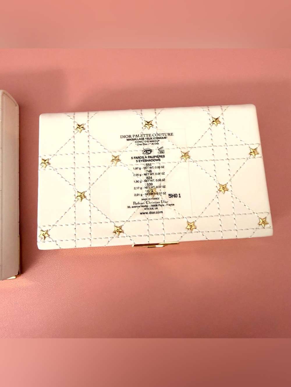 Dior Limited Edition Palette | 2025 Holiday Face and Eyeshadow Palettes - Picture 9 of 13